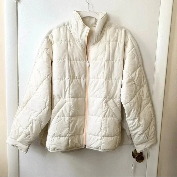 NWT Free People Pippa Packable Puffer Jacket Nylon Bomber FP Movement White - Picture 4 of 10